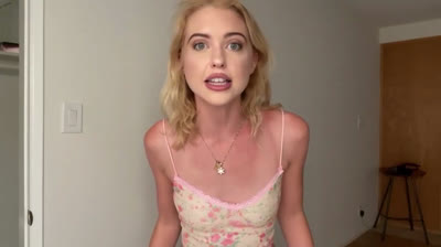 StepWebMom.com check hot blonde stepsis