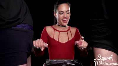 Apolonia en modo fetish